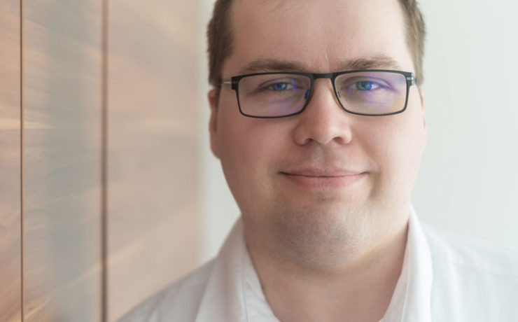 Lorent IT männlicher Mitarbeiter Portrait