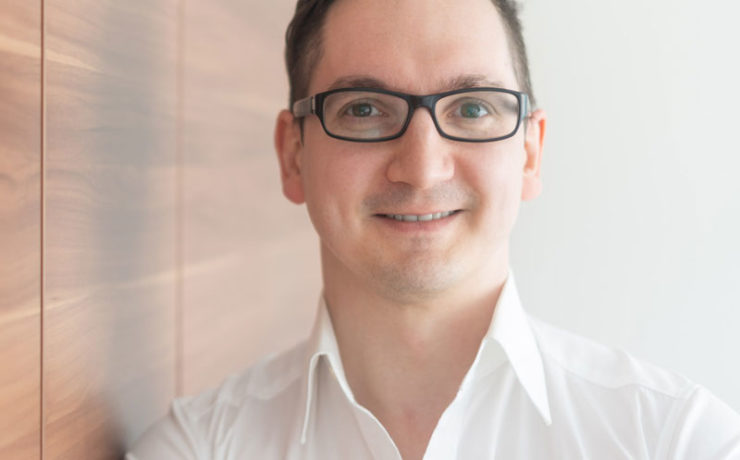 Lorent IT männlicher Mitarbeiter Portrait